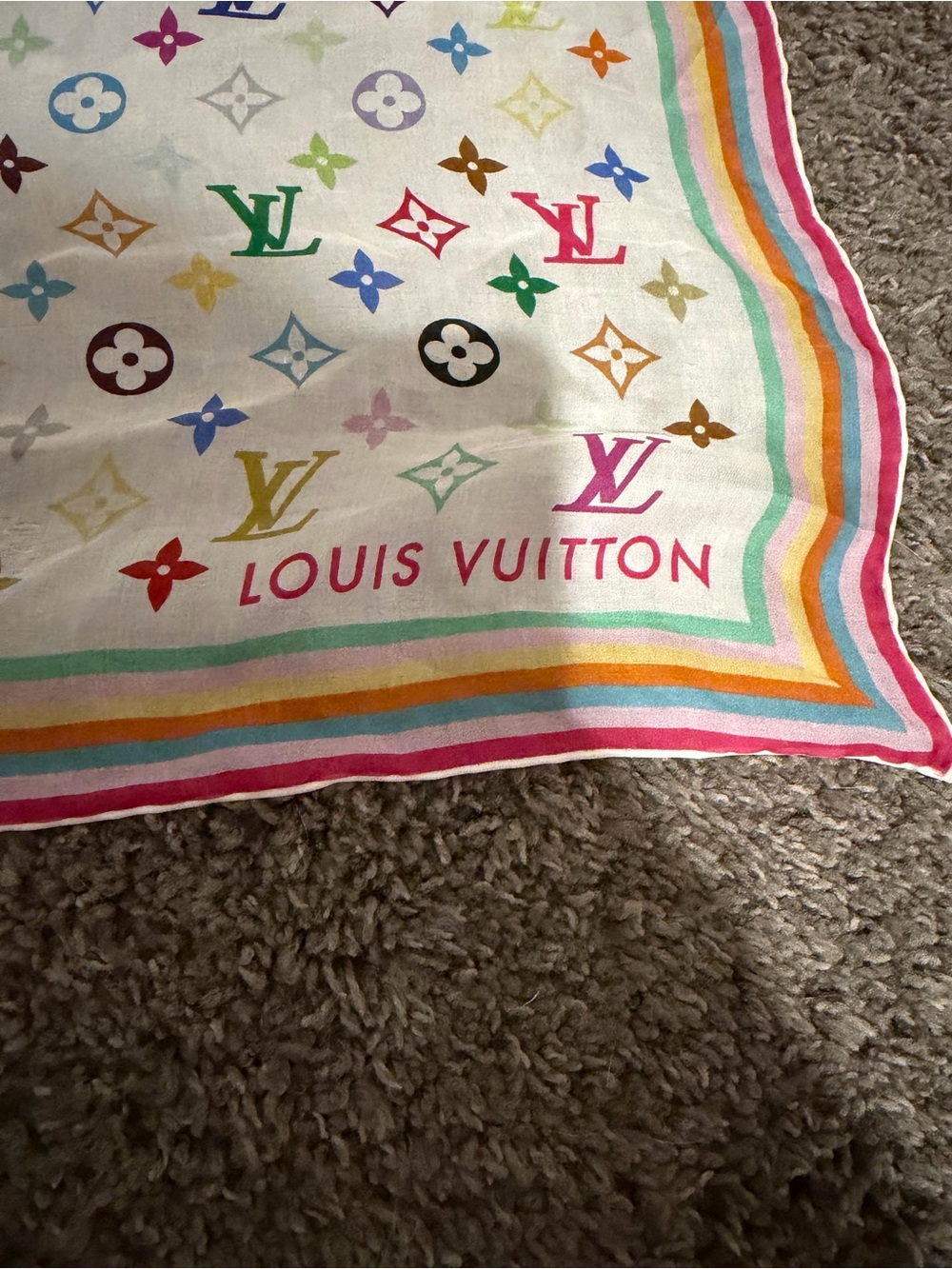 Scarves & Wraps - Picture 2 of 4
